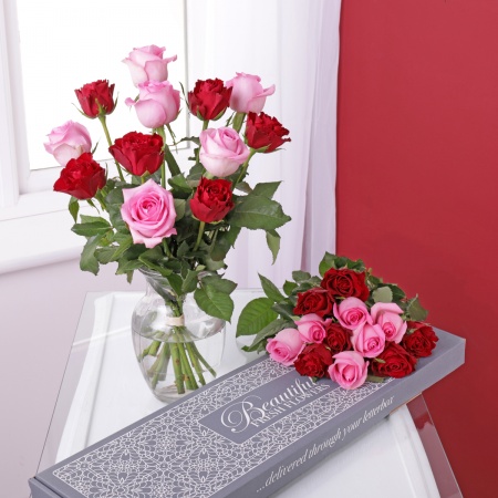 Letterbox Red & Pink Roses